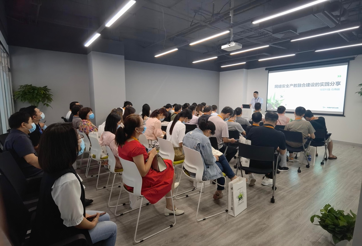 �������������ò���Զ�����